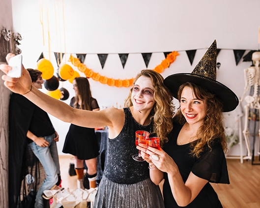 Halloween Deal on $25 Cell Phone Plan - Whoop Mobile 